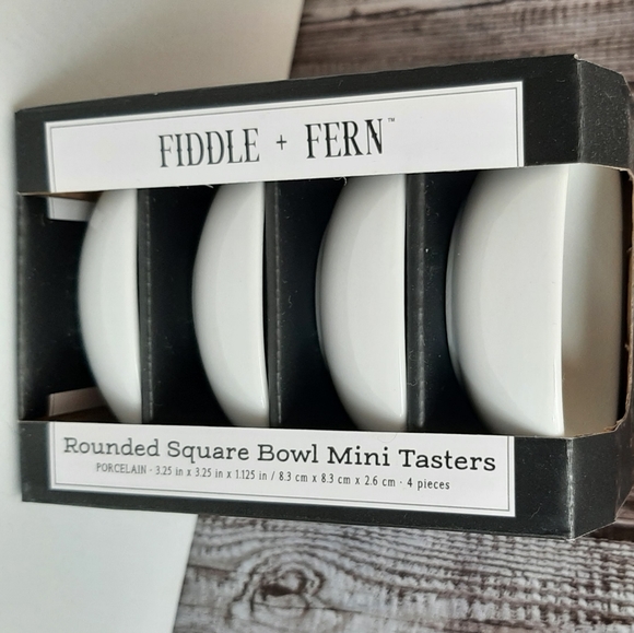 Fiddle Fern Porcelain Rounded Square Bowel Mini Tasters - Picture 10 of 11
